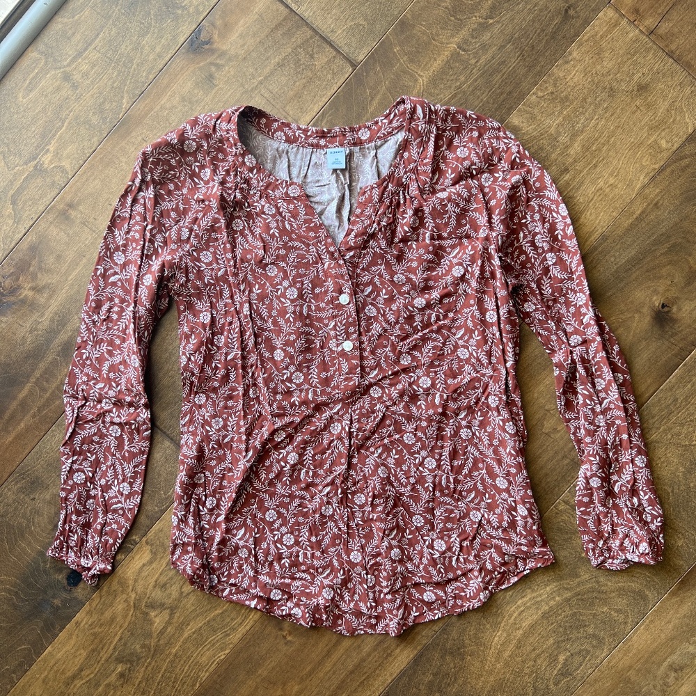 Women’s Floral Top
